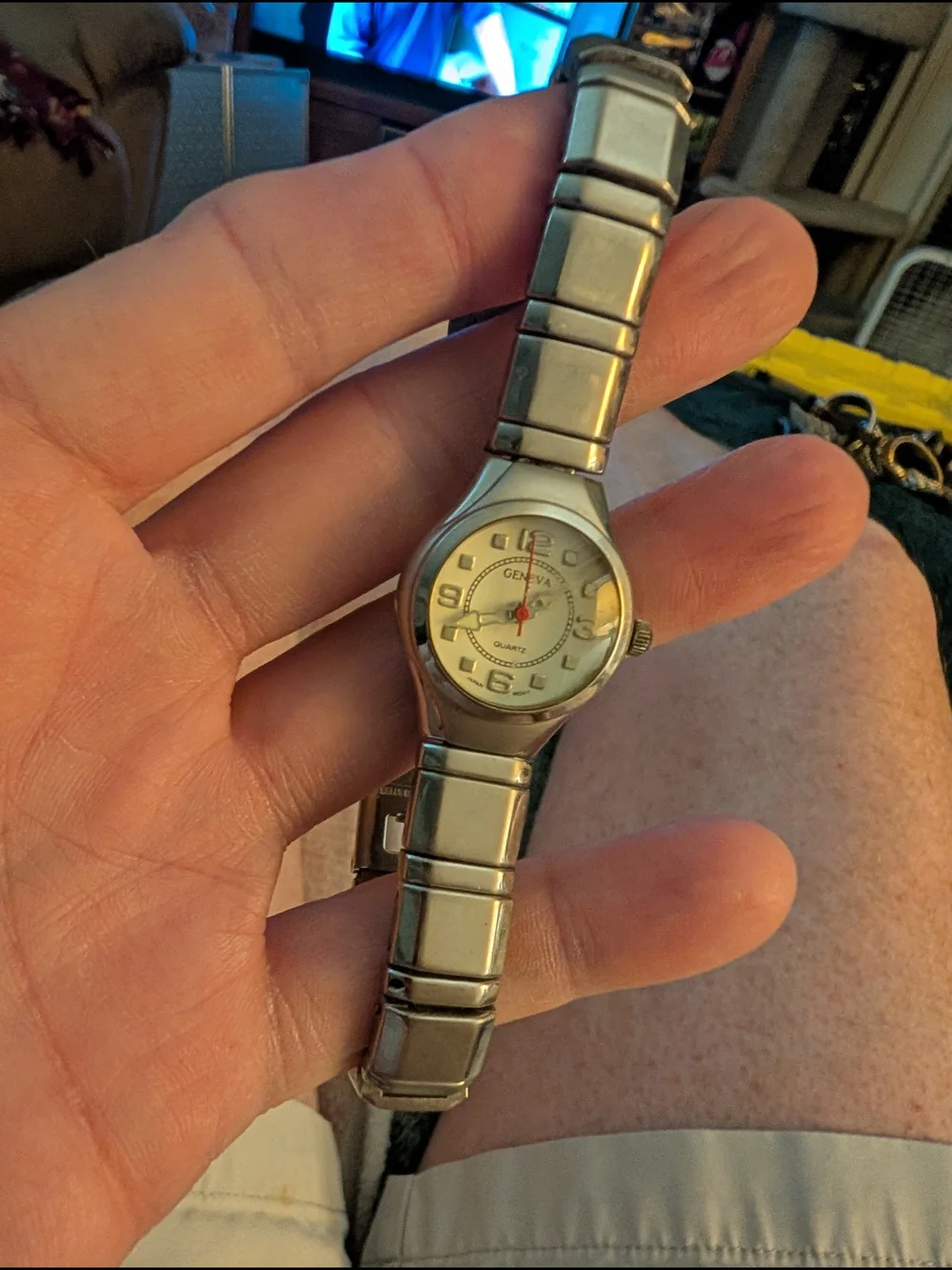 Geneva Silver Quartz Watch - White Dial Japanese Movement With Brand New Battery